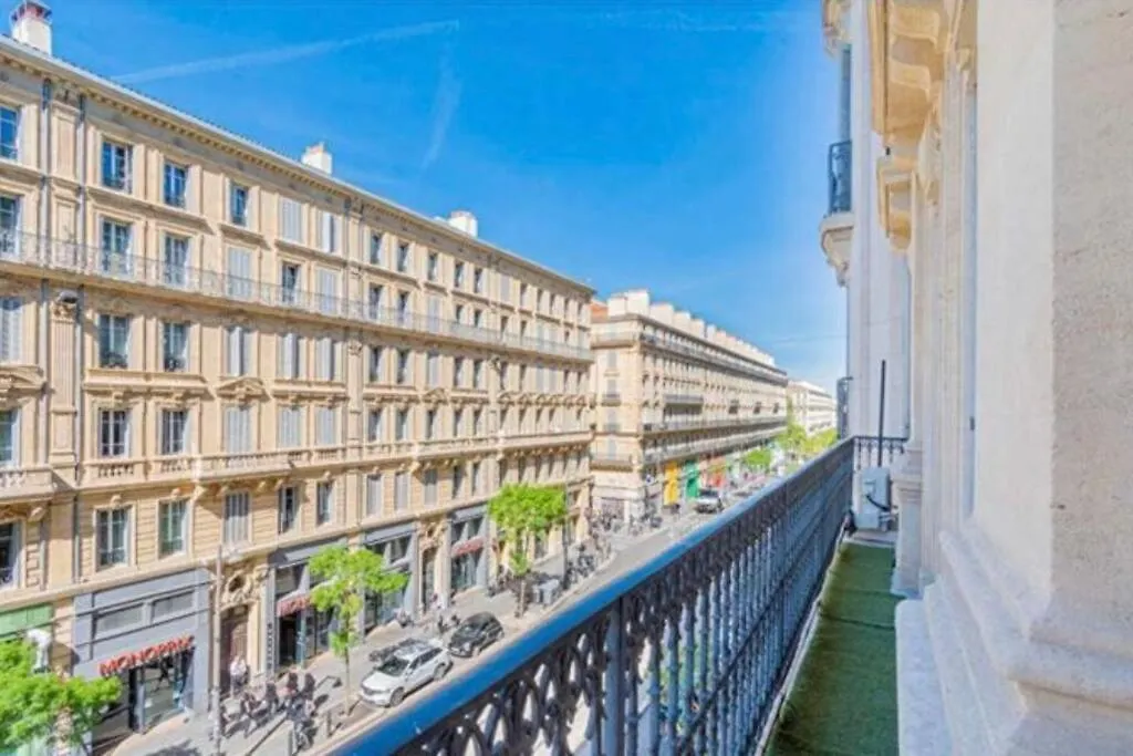 Bel Appartement T3 - 2 Chambres - Republique Marseille Apartmán